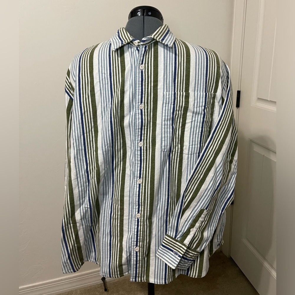 Quicksliver Striped button down, XL